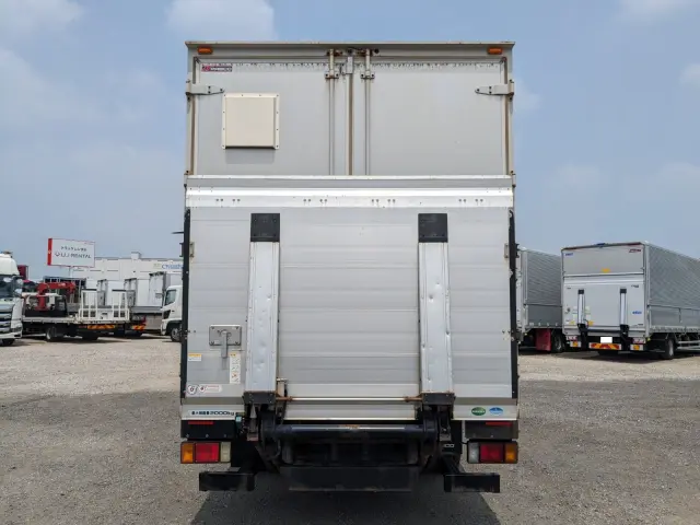 いすゞ エルフ TKG-NPS85AN(4WD)の写真6