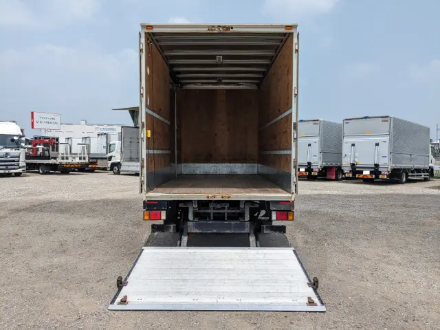 いすゞ エルフ TKG-NPS85AN(4WD)の写真12