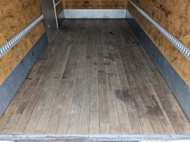 いすゞ エルフ TKG-NPS85AN(4WD)の写真16