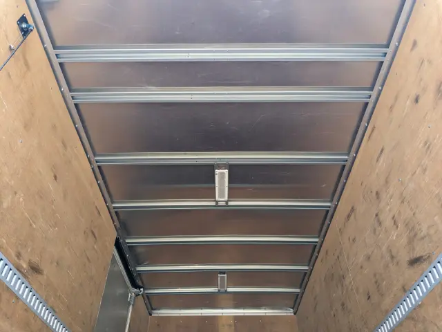 いすゞ エルフ TKG-NPS85AN(4WD)の写真17