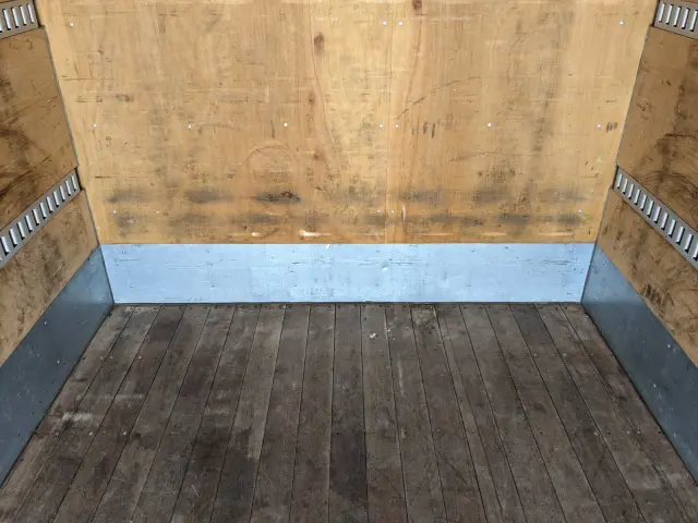 いすゞ エルフ TKG-NPS85AN(4WD)の写真18