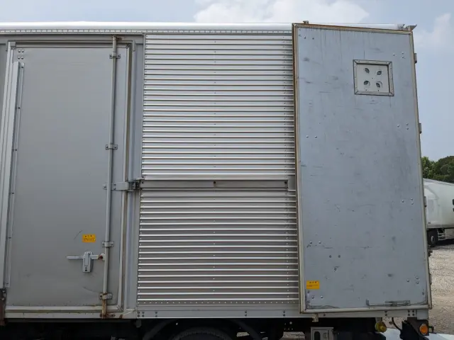 いすゞ エルフ TKG-NPS85AN(4WD)の写真24