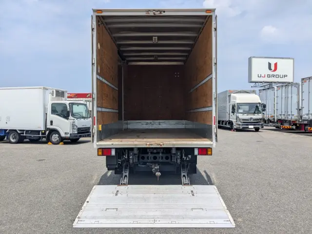 いすゞ エルフ TPG-NPR85AN(2WD)の写真9