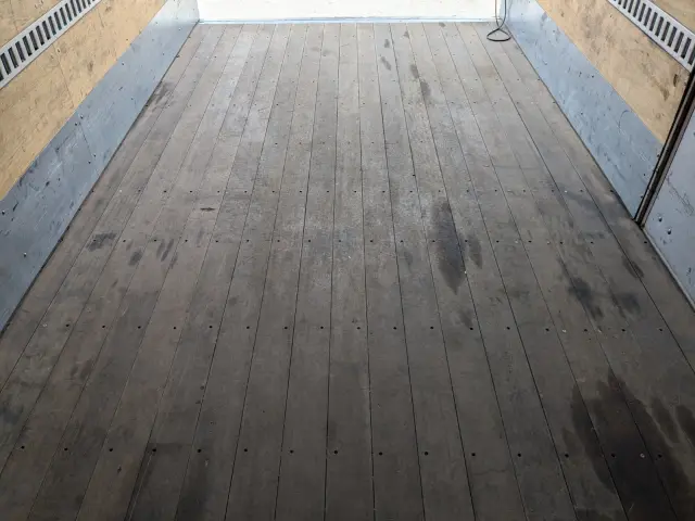 いすゞ エルフ TPG-NPR85AN(2WD)の写真19