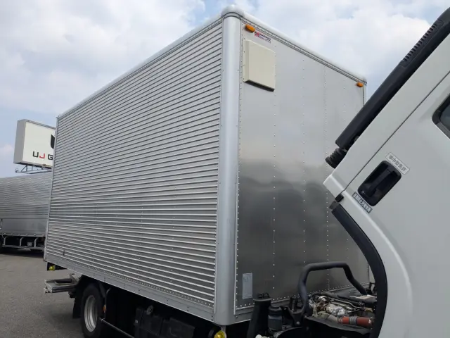 いすゞ エルフ TPG-NPR85AN(2WD)の写真42