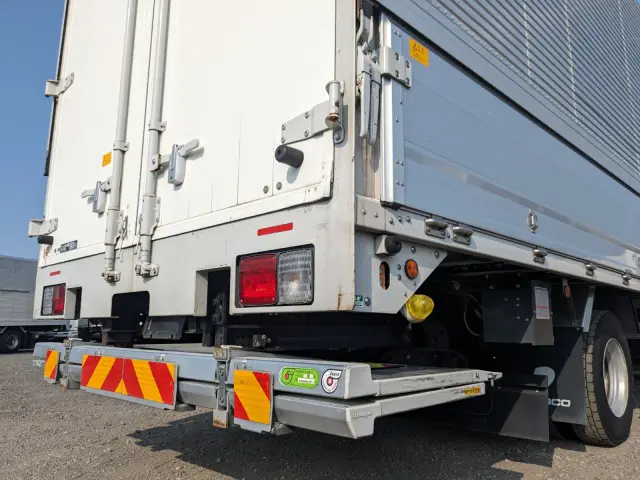 日野 レンジャー 2KG-FD2ABA(2WD)の写真7