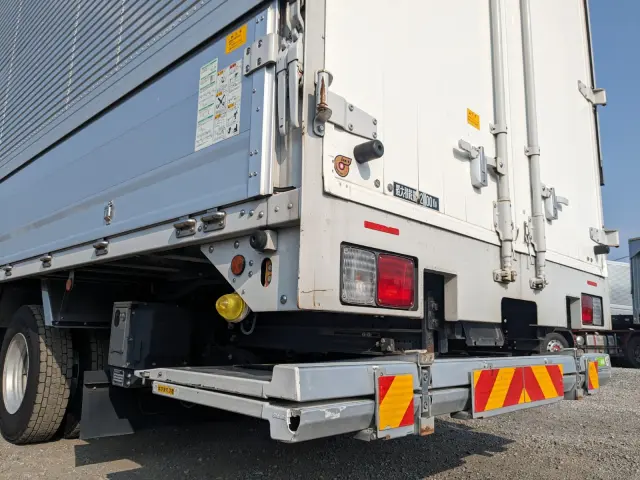 日野 レンジャー 2KG-FD2ABA(2WD)の写真8