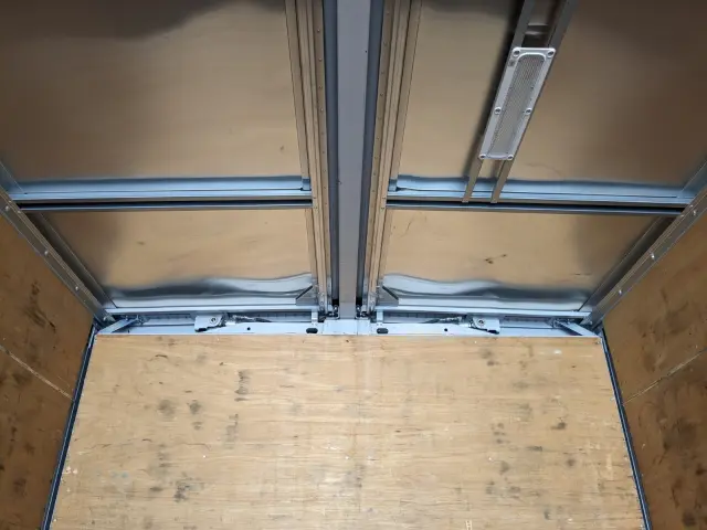 日野 レンジャー 2KG-FD2ABA(2WD)の写真18