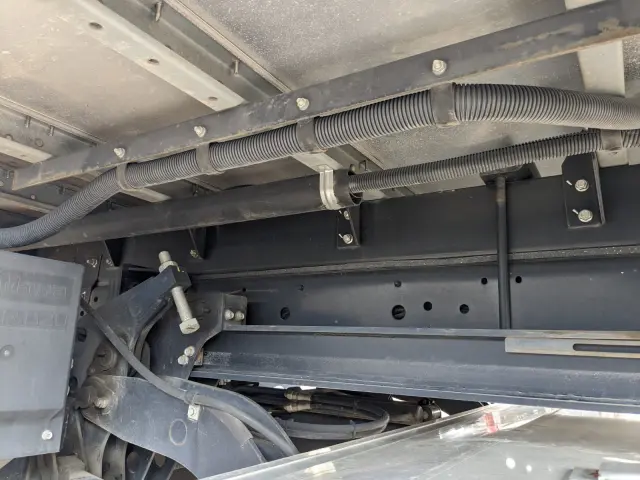 日野 レンジャー 2KG-FD2ABA(2WD)の写真25