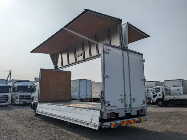 日野 レンジャー 2KG-FD2ABA(2WD)の写真37