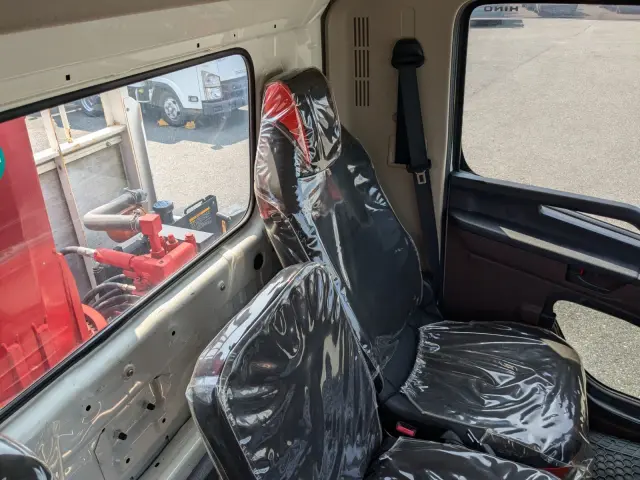 日野 レンジャー 2KG-FC2ABA(2WD)の写真39