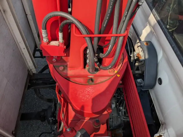 日野 レンジャー 2KG-FC2ABA(2WD)の写真32