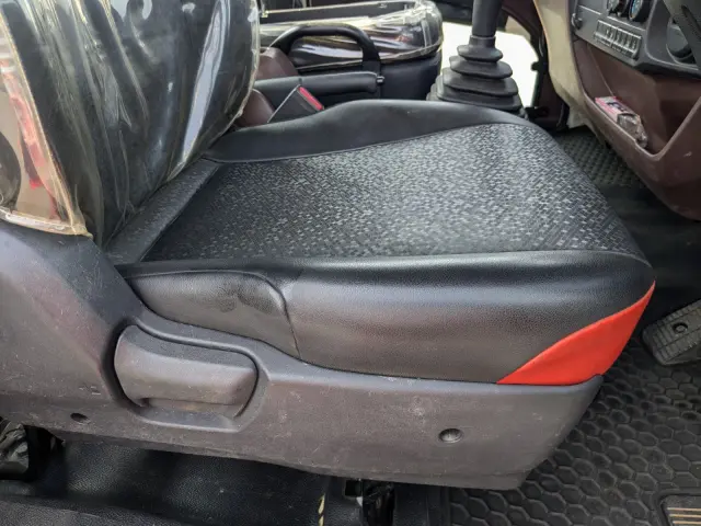 日野 レンジャー 2KG-FC2ABA(2WD)の写真38