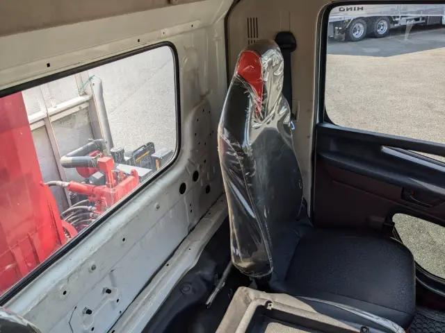 日野 レンジャー 2KG-FC2ABA(2WD)の写真40