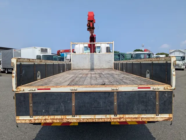 いすゞ フォワード 2PG-FRR90S1(2WD)の写真9