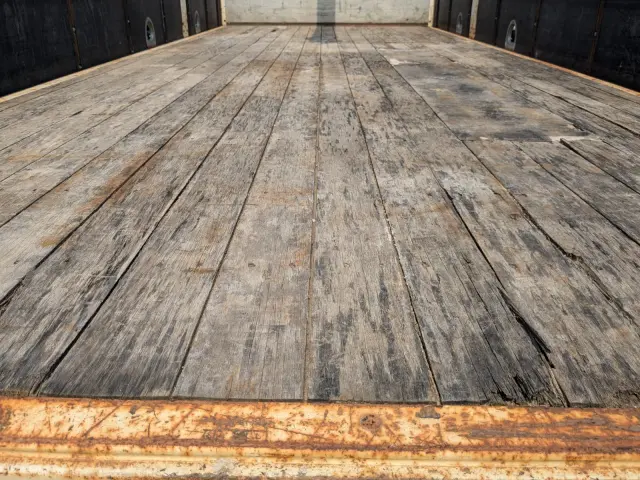 いすゞ フォワード 2PG-FRR90S1(2WD)の写真11