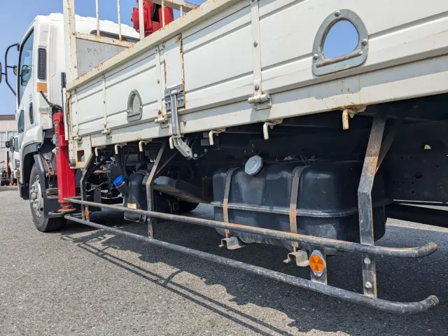 いすゞ フォワード 2PG-FRR90S1(2WD)の写真17