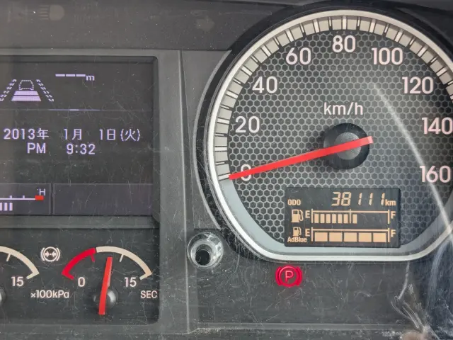 いすゞ フォワード 2PG-FRR90S1(2WD)の写真40