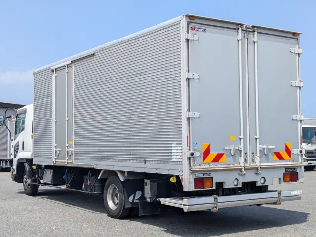 いすゞ フォワード 2PG-FRR90S2(2WD)の写真5