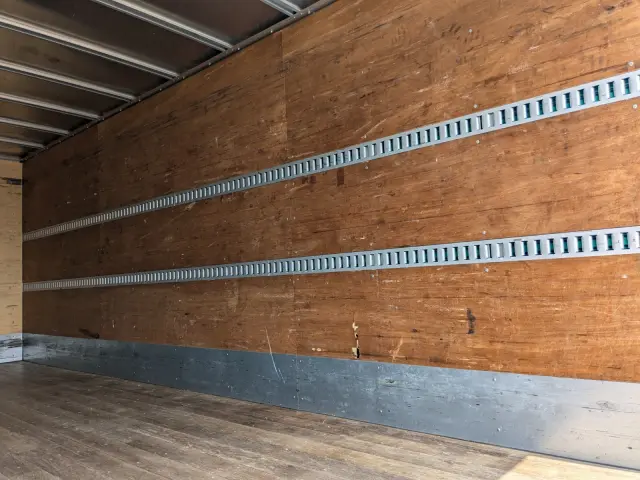 いすゞ フォワード 2PG-FRR90S2(2WD)の写真13