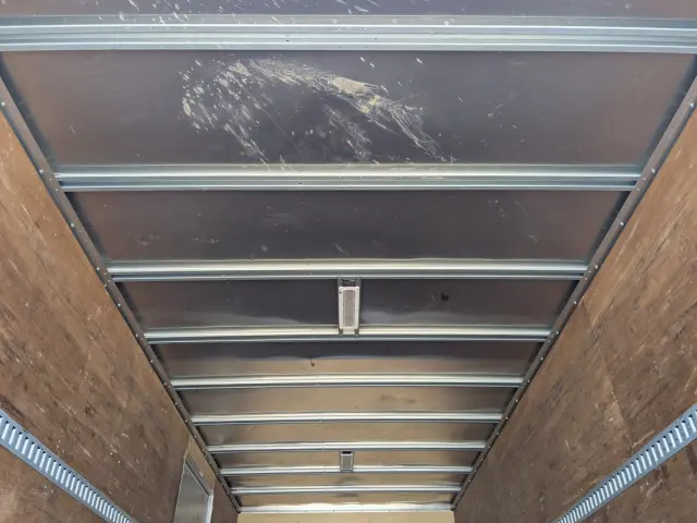 いすゞ フォワード 2PG-FRR90S2(2WD)の写真18