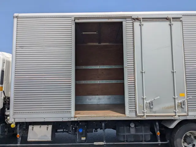 いすゞ フォワード 2PG-FRR90S2(2WD)の写真29