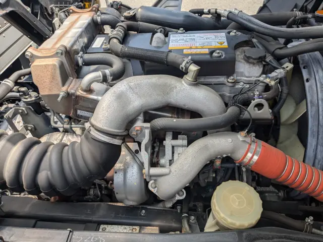 いすゞ フォワード 2PG-FRR90S2(2WD)の写真45