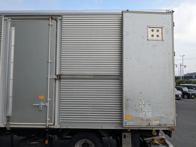 いすゞ エルフ TPG-NPR85AN(2WD)の写真10