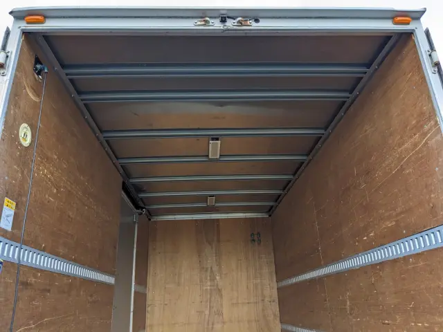 いすゞ エルフ TPG-NPR85AN(2WD)の写真21