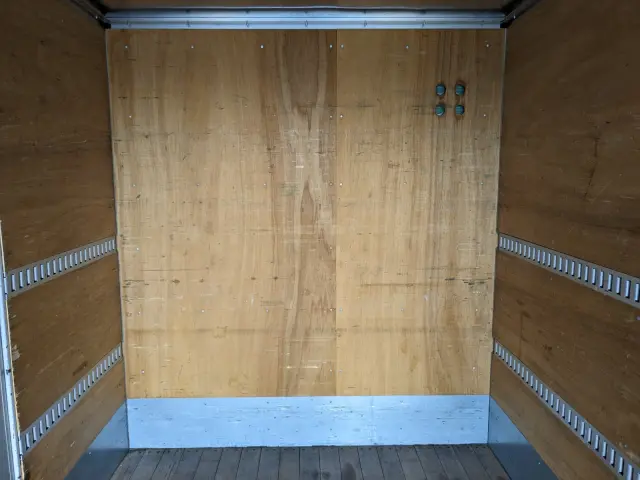 いすゞ エルフ TPG-NPR85AN(2WD)の写真23