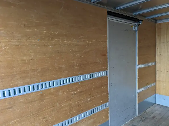 いすゞ エルフ TPG-NPR85AN(2WD)の写真28