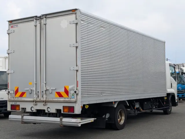 いすゞ フォワード 2PG-FRR90S2(2WD)の写真4