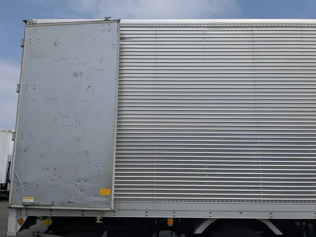 いすゞ フォワード 2PG-FRR90S2(2WD)の写真28