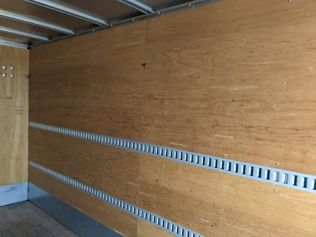 いすゞ エルフ TPG-NPR85AN(2WD)の写真27