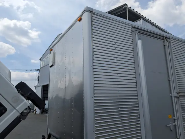 いすゞ エルフ TPG-NPR85AN(2WD)の写真40