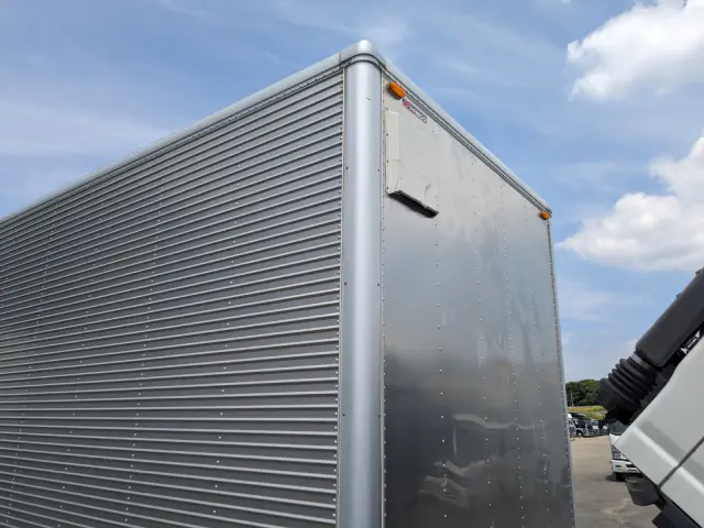 いすゞ エルフ TPG-NPR85AN(2WD)の写真43