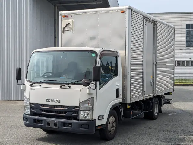 いすゞ エルフ TPG-NPR85AN(2WD)の写真1