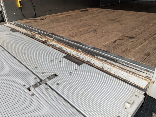 いすゞ エルフ TPG-NPR85AN(2WD)の写真13