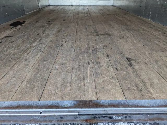 いすゞ エルフ TPG-NPR85AN(2WD)の写真16