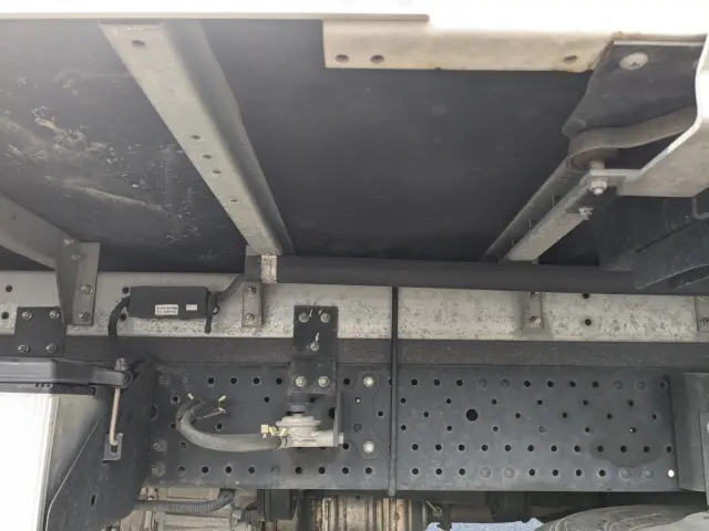 いすゞ エルフ TPG-NPR85AN(2WD)の写真25