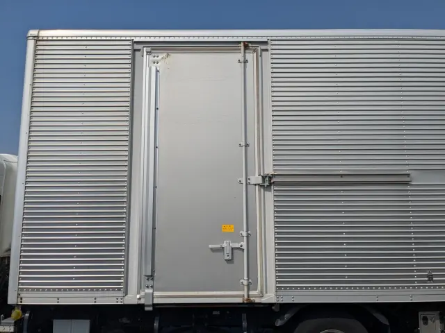 いすゞ エルフ TPG-NPR85AN(2WD)の写真28