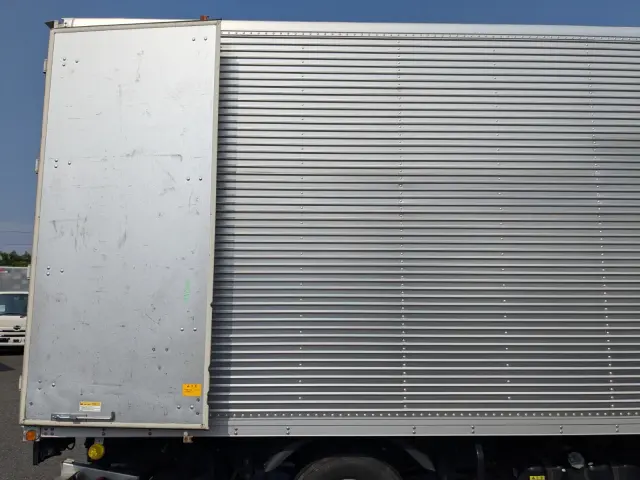 いすゞ エルフ TPG-NPR85AN(2WD)の写真30