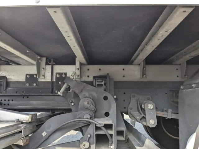 いすゞ エルフ TPG-NPR85AN(2WD)の写真32