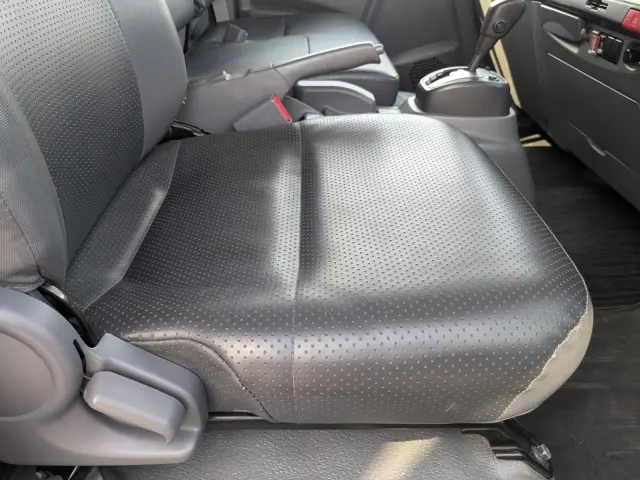 いすゞ エルフ TPG-NPR85AN(2WD)の写真35