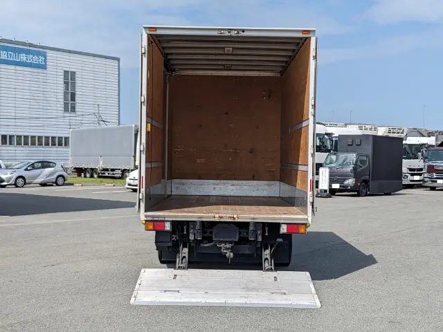 日野 デュトロ TPG-XZU712M(2WD)の写真30