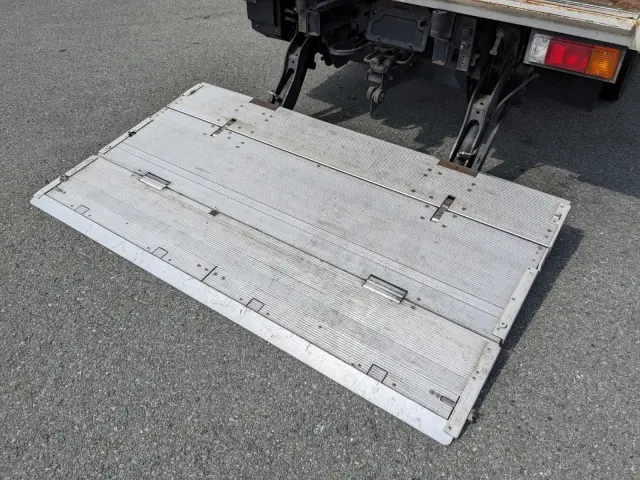 日野 デュトロ TPG-XZU712M(2WD)の写真31