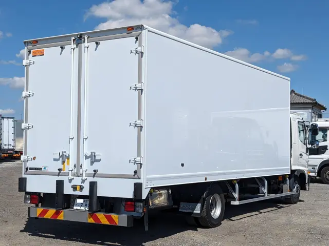 日野 レンジャー 2KG-FD2ABG(2WD)の写真5