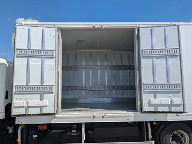 日野 レンジャー 2KG-FD2ABG(2WD)の写真27