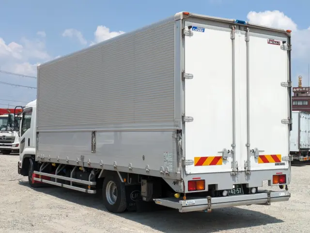 UD コンドル 2RG-BRR90T2(2WD)の写真6