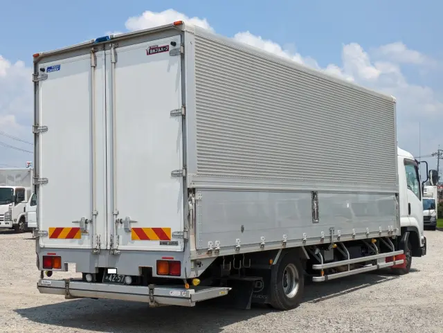 UD コンドル 2RG-BRR90T2(2WD)の写真8